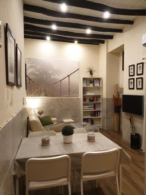 Apartament Imperial Center Seville New Management Since April ภายนอก รูปภาพ